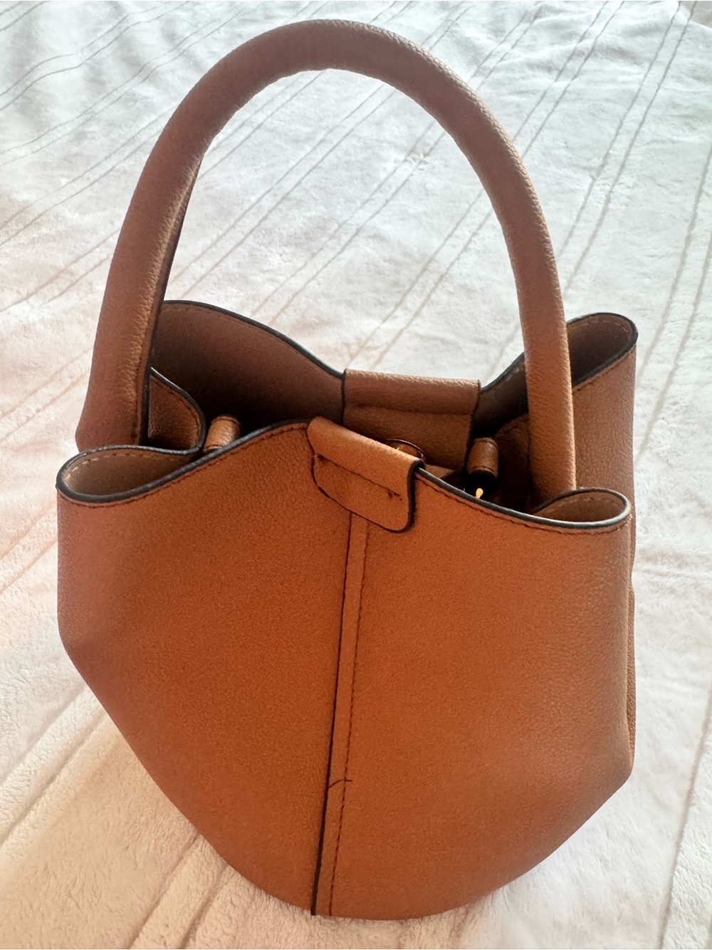 Classic Tan Leather Bucket Handbag - Women Bags
